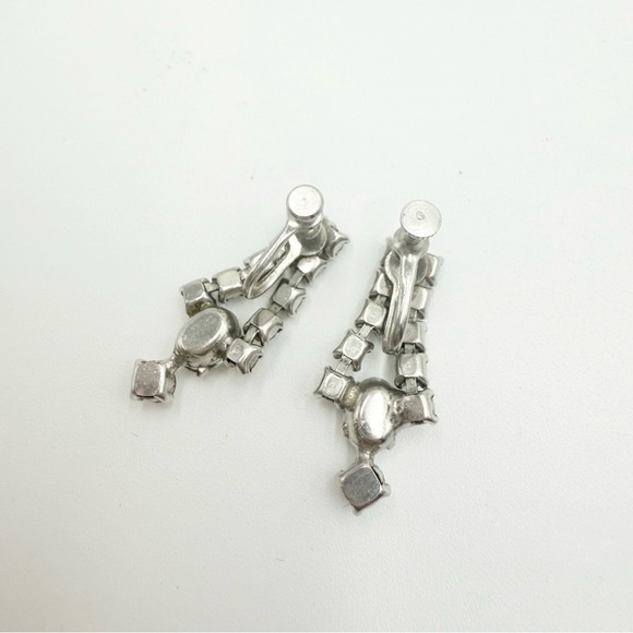 Vintage Clear Crystal Rhinestone Dainty Dangles Necklace Earrings Sets - Picture 11 of 11